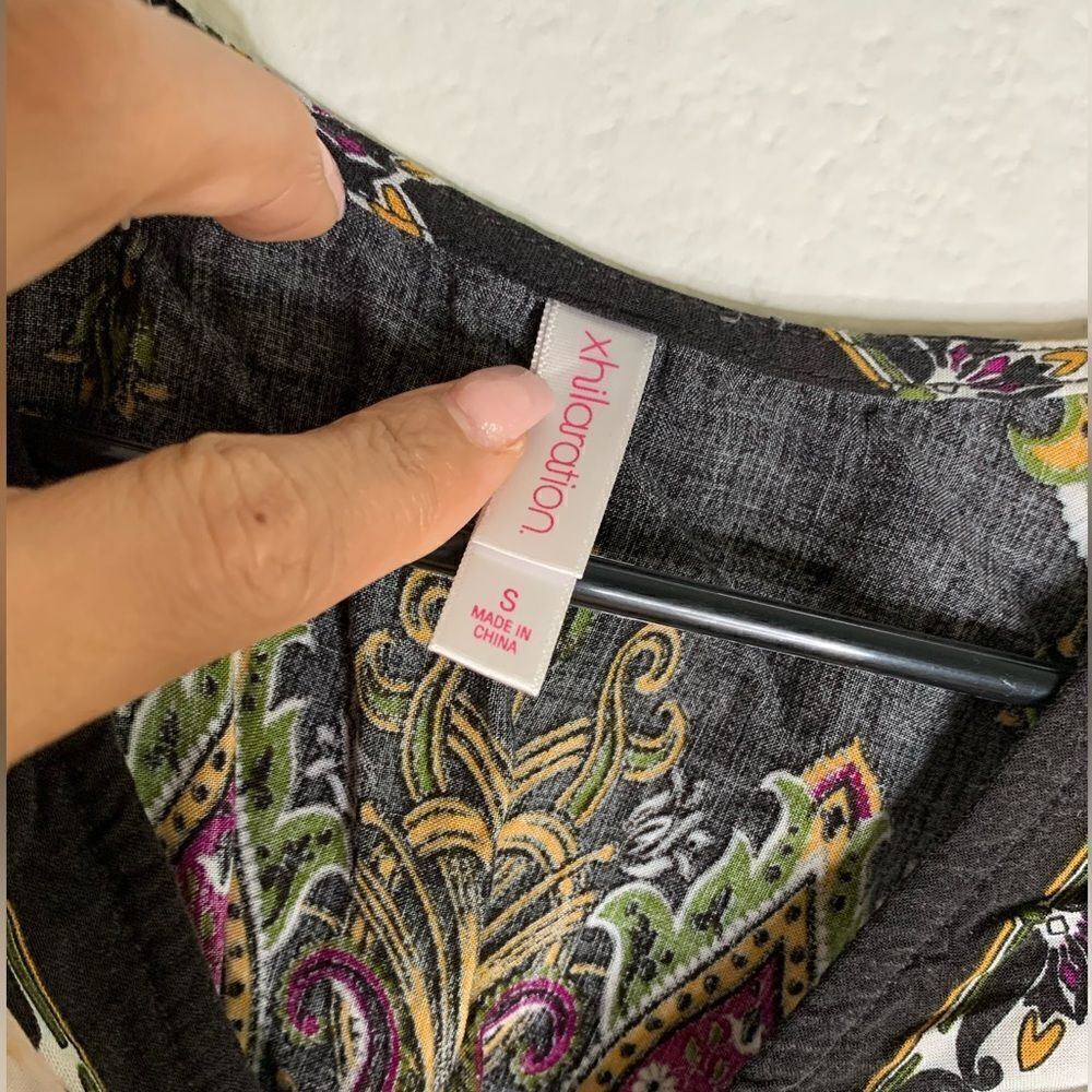 Colorful dress  - Picture 2 of 3